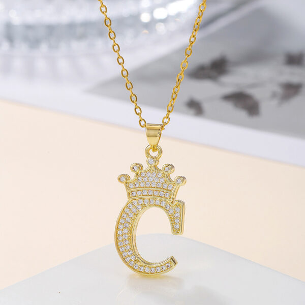 1PCS Fashionable Gold Diamond Crown Uppercase Letter Popular Penda