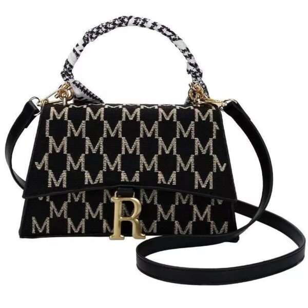 High-grade Portable R Letter Small Square All-match Messenger Bag