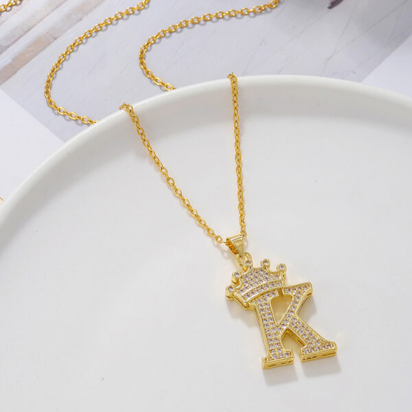 1PCS Fashionable Gold Diamond Crown Uppercase Letter Popular Penda