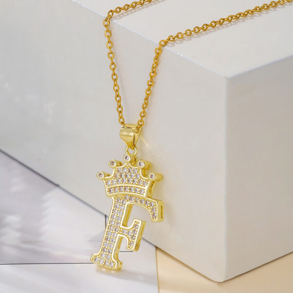 1PCS Fashionable Gold Diamond Crown Uppercase Letter Popular Penda