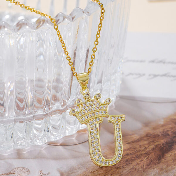 1PCS Fashionable Gold Diamond Crown Uppercase Letter Popular Penda